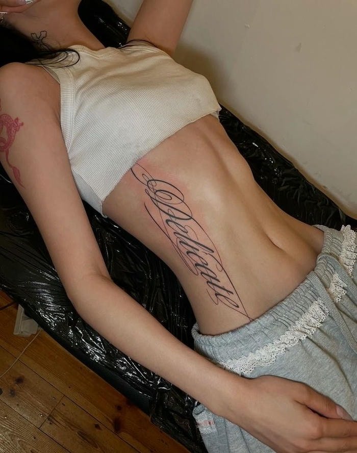 50+ Mẫu Hình Xăm Eo Nữ Đẹp, Quyến Rũ Nhất Năm Nay.