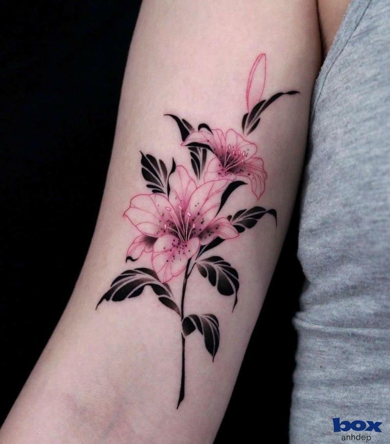 Nữ xăm hoa nhìn rất cuốn