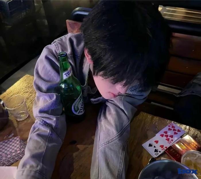 ảnh đại diện nam buồn dịu dàng