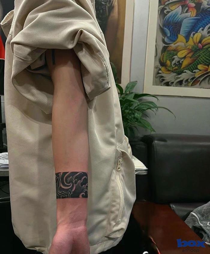 ảnh xăm vòng tay