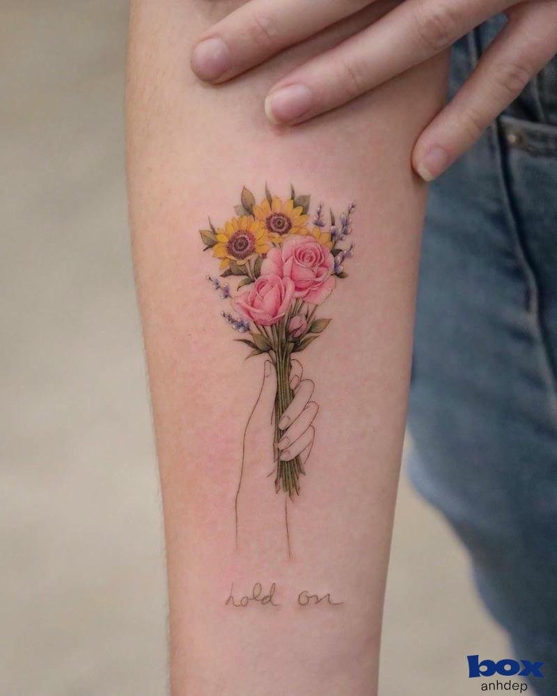 hình xăm bông hoa mini cho nữ