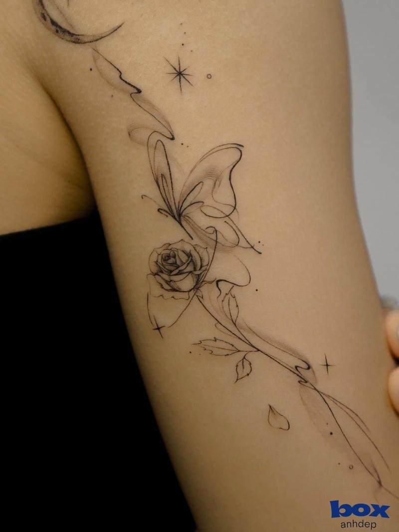 hình xăm cánh tay nữ quyến rũ