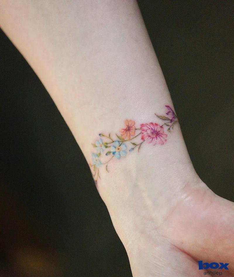 hình xăm cổ tay nam hoa