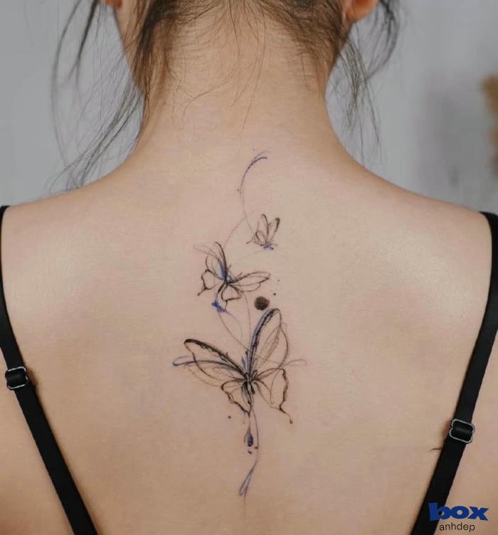 hình xăm dọc sống lưng cho nữ
