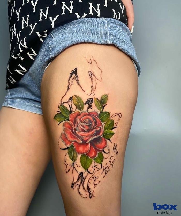 hình xăm đùi cho nữ