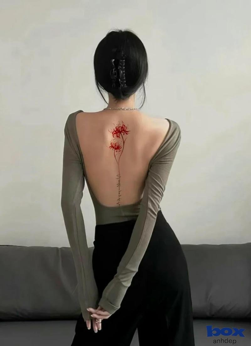 hình xăm lưng nữ bi ngan