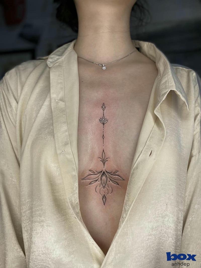 hình xăm ở khe ngưc cho nữ