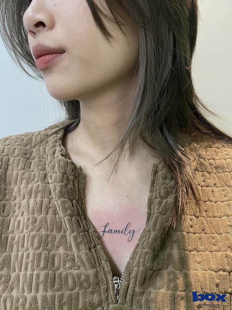 hình xăm ở ngưc cho nữ lạnh lùng