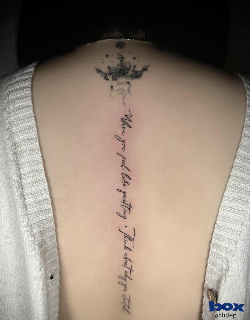 xăm dọc sông lưng nữ